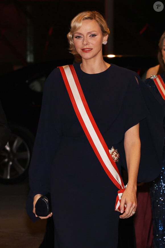 La princesse Charlene de Monaco durant la traditionnelle soirée de la Fête Nationale Monégasque au Grimaldi Forum à Monaco, le 19 novembre 2024. La Famille Princière et leurs convives ont assisté à un opéra en 4 actes "La Bohême". © JC VINAJ / Pool Monaco / Bestimage