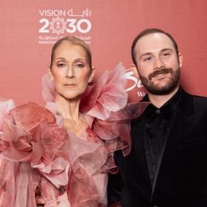 Céline Dion a fait sensation lors de la cérémonie d'ouverture des JO de Paris et en a de nouveau mis plein les yeux à Riyad, en Arabie Saoudite.
Celine Dion et son fils René-Charles Angélil au photocall du défilé anniversaire Elie Saab "1001 Seasons of Elie Saab" à l'espace "The Venue" à Riyad, Arabie saoudite. © Tiziano Da Silva / Bestimage