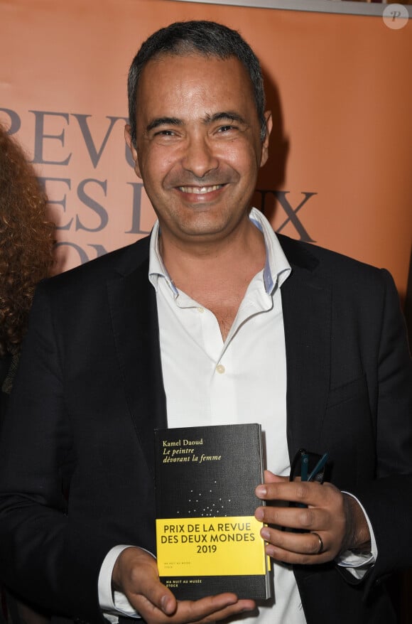 Exclusif - Kamel Daoud lors de la remise du "Prix de la Revue Des Deux Mondes" au Bistrot de Paris. Créé en 2008, le prix de la Revue des Deux Mondes vise à récompenser et faire connaître un essai paru dans l’année en langue française, à la fois pour ses qualités littéraires et la pertinence de son sujet dans le débat d’idées contemporain. Paris, le 22 mai 2019. © Guirec Coadic/Bestimage