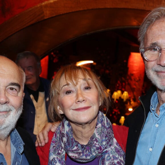 La joyeuse bande n'était hélas pas au complet puisque Josiane Balasko et Christian Clavier n'ont pas pu se libérer. 
Exclusif - Gerard Jugnot, Marie-Anne Chazel et Thierry Lhermitte au lancement du livre du Splendid intitulé "Le Splendid par Le Splendid" au Buddha Bar à Paris, France, le 20 novembre 2024.