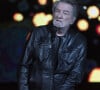 Le chanteur a donc arrêté de fumer mais aussi de boire de l'alcool.
Eddy Mitchell - La Nuit de la Déprime revient aux Folies Bergère, le 3 février 2020.© Pierre Perusseau / Bestimage