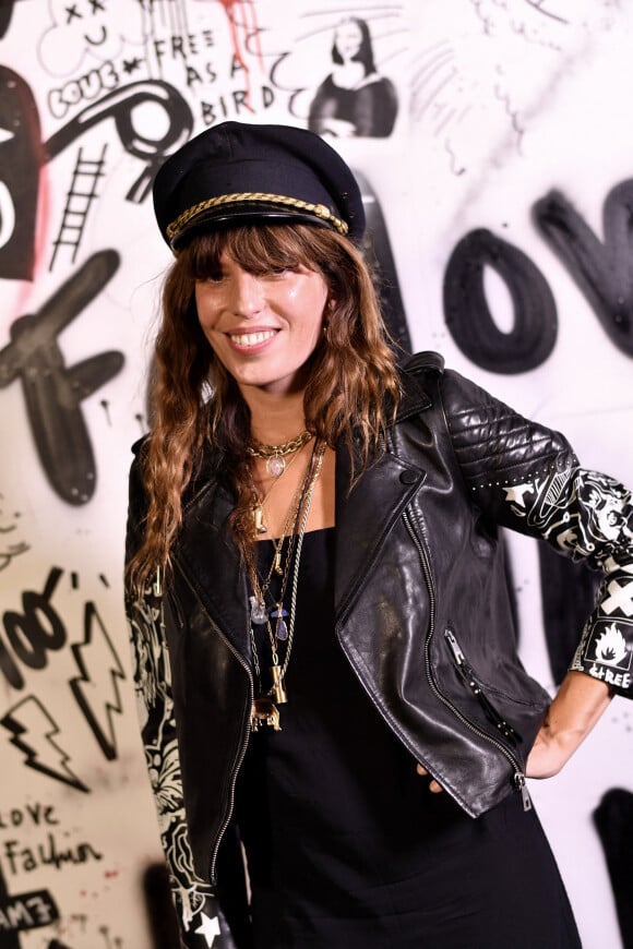 Exclusif - Lou Doillon - Personnalités à la soirée de présentation de la nouvelle plateforme de marque "Génération IKKS" et de la première capsule iconique "La Leather Story" sur les toits de la capitale, rue d'Abbeville, à Paris. Le 8 septembre 2021 © Rachid Bellak / Bestimage 