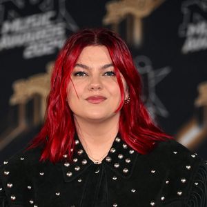 Ce mardi 26 novembre 2024, l'artiste fête ses 27 ans !
Louane au photocall de la 26ème édition des NRJ Music Awards à Cannes, le 1er novembre 2024. © Bebert-Guignebourg/Bestimage 