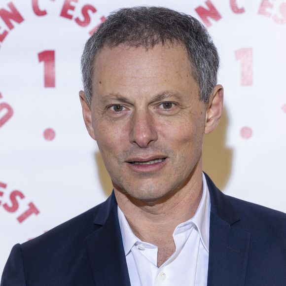 Marc-Olivier Fogiel au photocall des invités au dîner de gala de l'association "Un rien c'est tout" au musée de l'armée aux Invalides à Paris le 7 mars 2024. © Cyril Moreau / Bestimage 