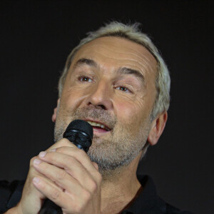 "Je voulais aider mes parents. Mon père s'est battu toute sa vie pour garder cette maison."
Gilles Lellouche - Avant-première du film "L'amour Ouf" au Kinepolis de Lomme près de Lille le 13 octobre 2024. © Stéphane Vansteenkiste/Bestimage 