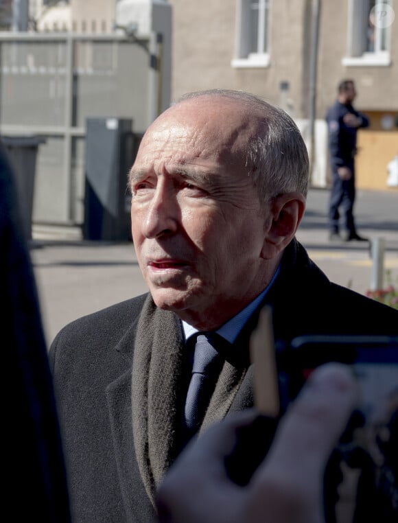 Gérard Collomb au bureau de vote à l'occasion du premier tour des élections municipales à Lyon. Le 15 mars 2020 © Sandrine Thesillat / Panoramic / Bestimage