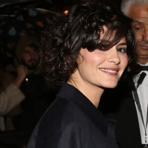 Un phénomène qu'elle a réussi à calmer en stoppant le cinéma pendant plusieurs années et en développant ses autres talents, notamment celui de la photo
Audrey Tautou à l'arrivée de la 11ème cérémonie des Globes de Cristal au Lido à Paris le 30 janvier 2017. © Bestimage 