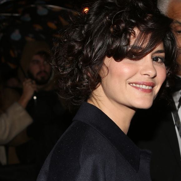 Un phénomène qu'elle a réussi à calmer en stoppant le cinéma pendant plusieurs années et en développant ses autres talents, notamment celui de la photo
Audrey Tautou à l'arrivée de la 11ème cérémonie des Globes de Cristal au Lido à Paris le 30 janvier 2017. © Bestimage 