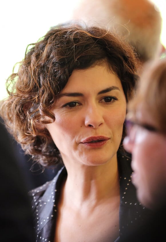 Audrey Tautou - Inauguration du nouveau chai du Château Les Carmes Haut-Brion dessiné par Philippe Starck et Luc-Arsène Henry à Bordeaux le 24 juin 2016. Le domaine, qui produit des crus de Pessac-Léognan, est la propriété du groupe immobilier Pichet. Ce nouveau chai a une surface de 2000 mètres carrés sur quatre niveaux et représente un investissement de neufs millions d'euros. © Patrick Bernard / Quentin Salinier / Bestimage 