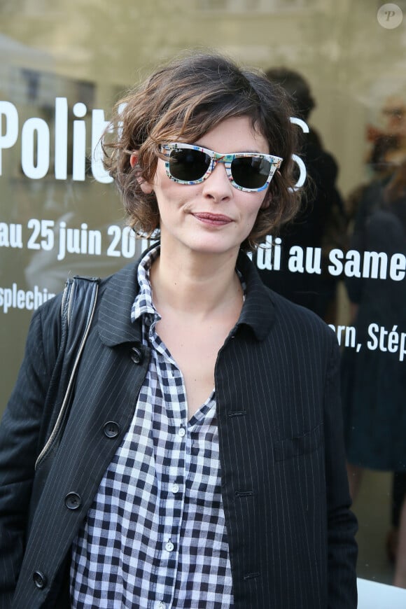 Audrey Tautou à l'exposition "55 Politiques" à l'Espace Dupin à Paris. L'exposition met à l'honneur 55 femmes engagées en politique de -51 avant J.C jusqu'à aujourd'hui. Paris le 9 juin 2016. © Marc Ausset-Lacroix/Bestimage