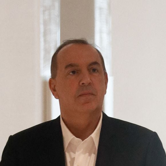 Exclusif - L'animateur de radio, journaliste, présentateur de télévision et producteur français, Jean-Marc Morandini, accompagné de son avocate, maître F.Rault, arrive à la chambre correctionnelle du tribunal judiciaire de Paris Batignolles, le 14 juin 2023. © Christophe Clovis /Bestimage