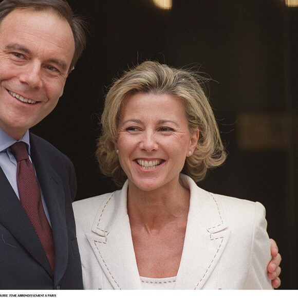 Archives - Mariage de Claire Chazal et Xavier Couture à la mairie du 7e arrondissement de Paris.