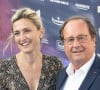 François Hollande est désormais député
Julie Gayet et son mari François Hollande aux arrivées sur le tapis bleu de la 16ème édition du festival du film francophone de Angoulême