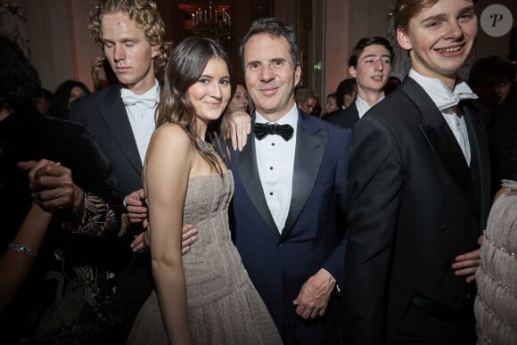 Exclusif - Sienna Gallienne (Dior) et son père Ian Gallienne - Le Bal 2024 à l'hôtel Shangri-La Paris le 30 Novembre 2024 © Le Bal / Moreau / Borde / Bestimage Les partenaires du Bal : Shangri-La Paris, l'hôtel du Bal V MUSE Jewelry, le joaillier du Bal Carita, le partenaire beauté du Bal Laurent-Perrier, le champagne le Forum Culturel Mondial de Taihu Les charités du Bal : ARCFA – Association pour la Recherche en Cardiologie du Foetus à l'Adulte Hopital Necker-Enfants Malades Maria Fareri Children's Hospital