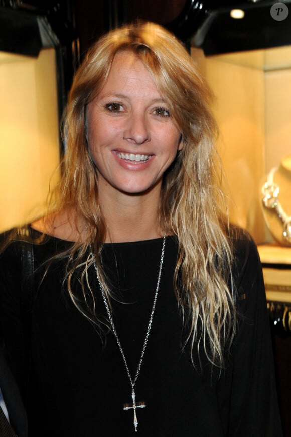 Sarah Poniatowski à la présentation de la nouvelle collection de bijoux De Grisogono, à Paris, le 8 octobre 2009.