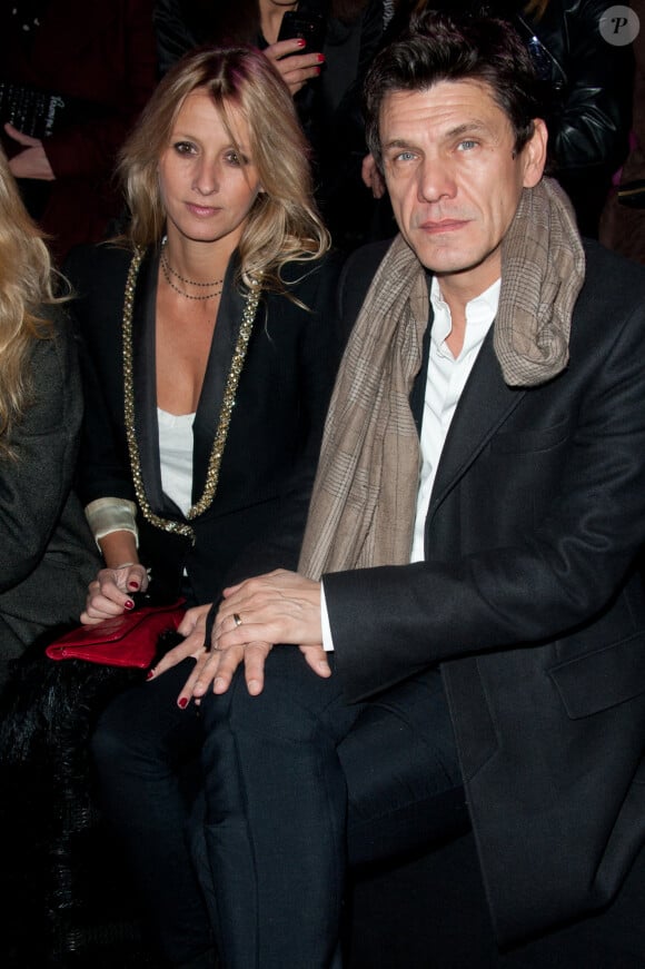 Marc Lavoine et Sarah Poniatowski au défilé Etam, le 24 janvier 2011, à Paris.