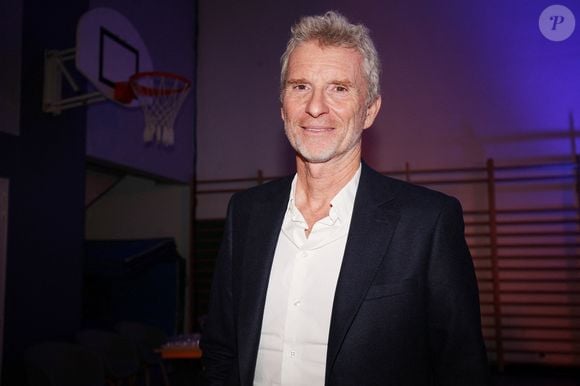 Denis Brogniart lors de la journée nationale de la lutte contre le harcèlement à l'école au lycée Pierre-Gilles de Gennes - ENCPB à Paris, France, le 7 novembre 2023. © Jonathan Rebboah/Panoramic/Bestimage