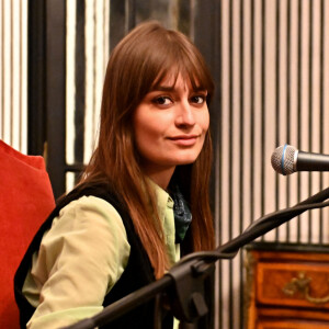 Exclusif - Clara Luciani en concert très privé organisé par la radio Kiss FM au Château de Crémat à Nice, France, le 10 janvier 2022.© Bruno Bebert/Bestimage 