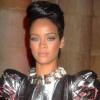 Rihanna et les épaulettes king-size, une véritable histoire d'amour ! 