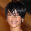 Rihanna a une vraie passion pour ses cheveux. Côté capillaire, la belle nous en a fait voir de toutes les couleurs et de toutes les coupes !