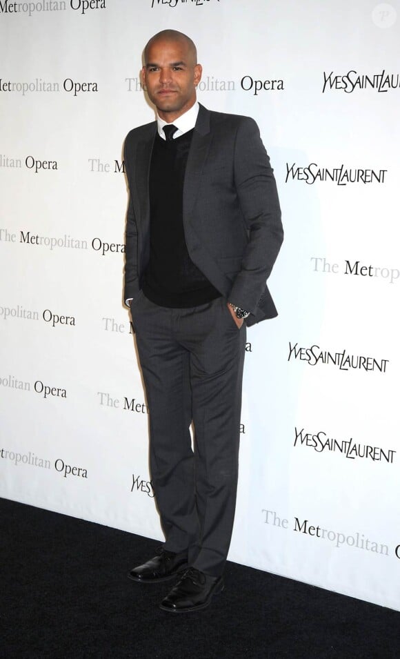 Amaury Nolasco à l'occasion de la Première d'Armida, sponsorisé par Yves Saint Laurent, au Metropolitan Opera de New York, le 12 avril 2010.