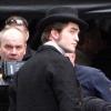 Robert Pattinson sur le tournage de Bel Ami, à Budapest.