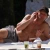 Jon Bon Jovi au bord d'une piscine à Miami, le 20 avril 2010 !