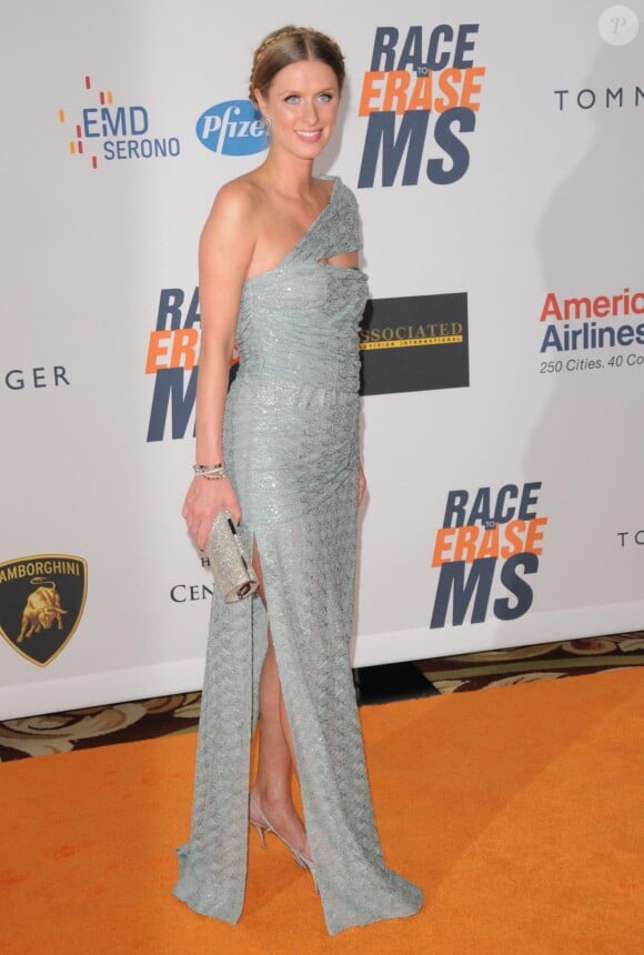 Nicky Hilton, à l'hôtel Hyatt Plaza de Los Angeles pour la 17e soirée Race to Erase MS, vendredi 7 mai.