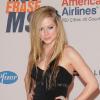 Avril Lavigne, à l'hôtel Hyatt Plaza de Los Angeles pour la 17e soirée Race to Erase MS, vendredi 7 mai.