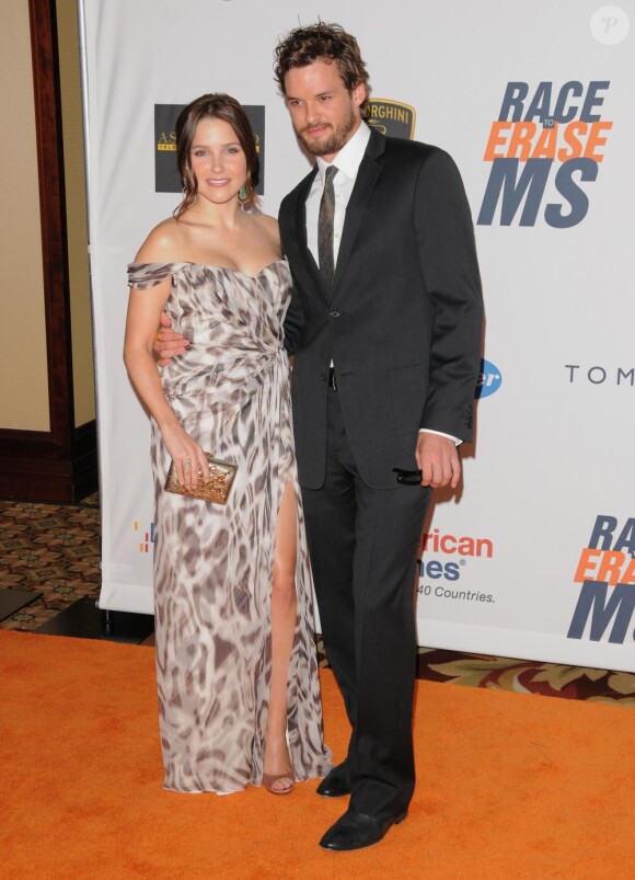 Sophia Bush et Austin Nichols, à l'hôtel Hyatt Plaza de Los Angeles pour la 17e soirée Race to Erase MS, vendredi 7 mai.