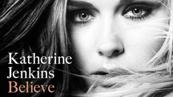 Regardez Katherine Jenkins et Amaury Vassili reprendre une chanson d'amour légendaire de Lionel Richie...