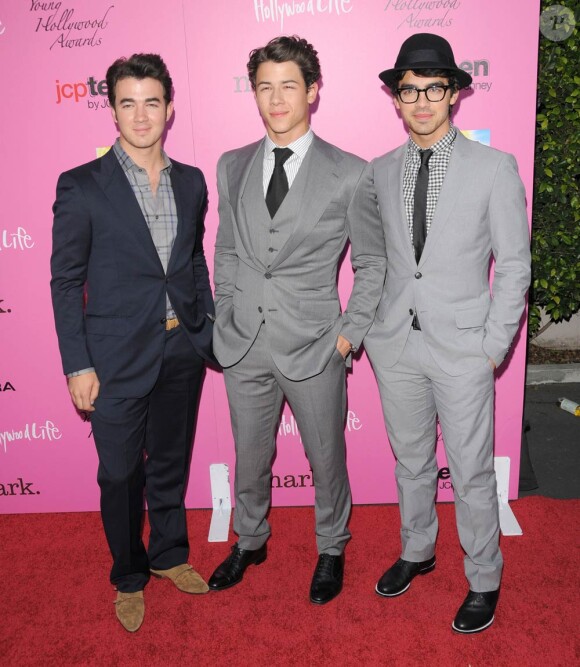 Les frères Jonas lors de la 12ème soirée des Hollywood Awards, le 13 mai 2010