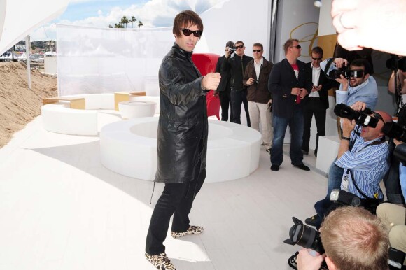 Liam Gallagher annonce la production d'un film sur les Beatles, à Cannes le 14 mai 2010 !