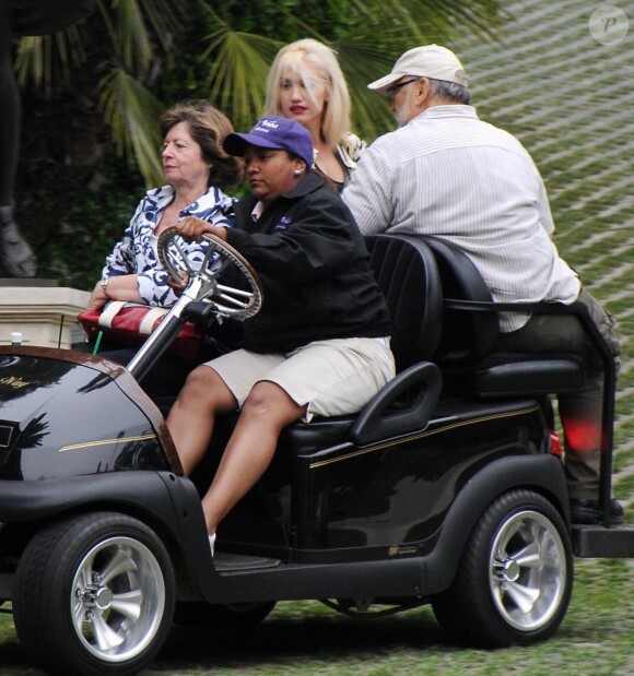 Gwen Stefani et Gavin Rossdale passent du temps en famille à Beverly Hills le 16 mai 2010 