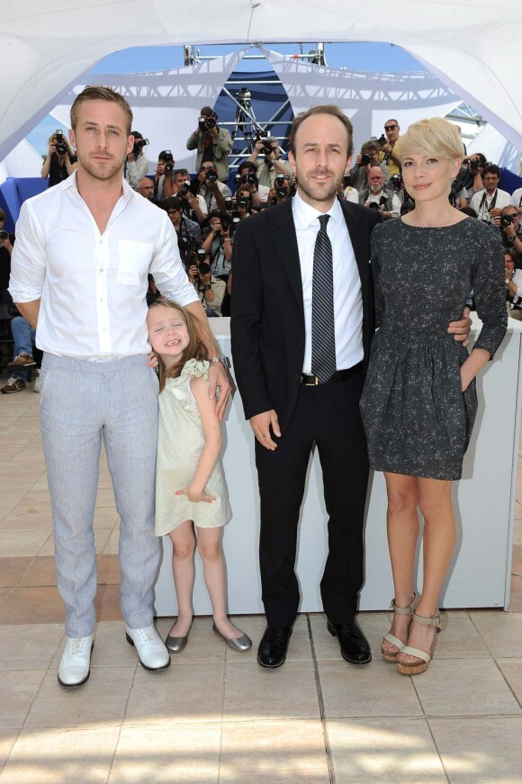 Ryan Gosling, Faith Wladyka, Derek Cianfrance et Michelle Williams présentent Blue Valentine, à Cannes, le 18 mai 2010 !
