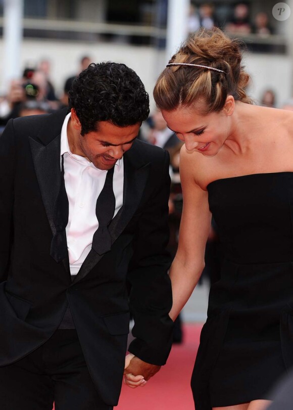 Festival de Cannes - Montée des marches du film Hors-la-loi de Rachid Bouchareb, le 21 mai 2010 : Melissa Theuriau et Jamel Debbouze !