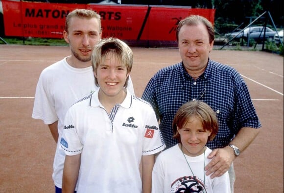 Justine Henin, en 1997, avec son père José, son frère Thomas et sa soeur