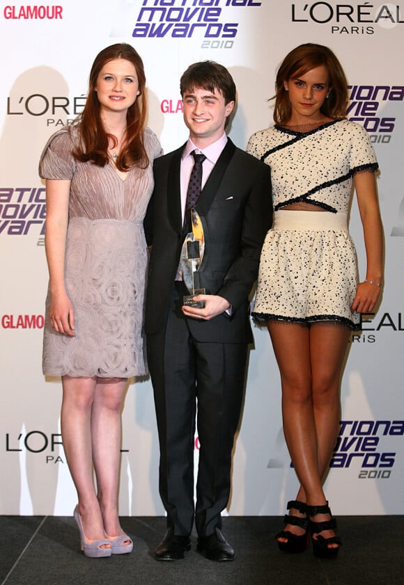 Bonnie Wright, Daniel Radcliffe et Emma Watson lors des National Movie Awards à Londres le 26 mai 2010