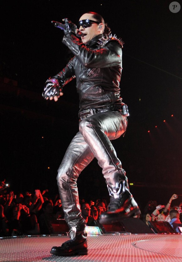 Les Black Eyed Peas se produisent sur la scène de la O2 Arena, à Londres, jeudi 27 mai.