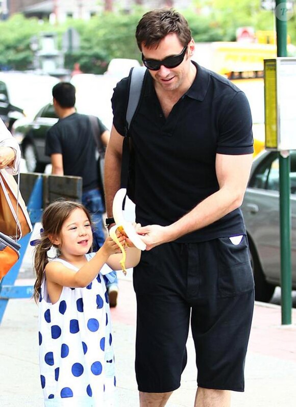 Hugh Jackman un papa qui prend le métro avec sa fille... comme tout le monde !