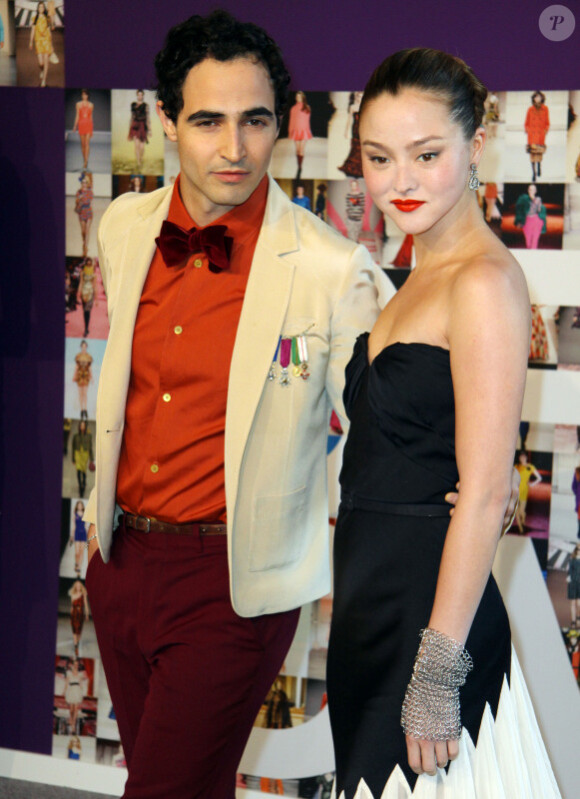Le créateur Zac Posen et le mannequin Devon Aoki  lors de la soirée des Fashion Awards 2010 à New York, le 7 juin 2010