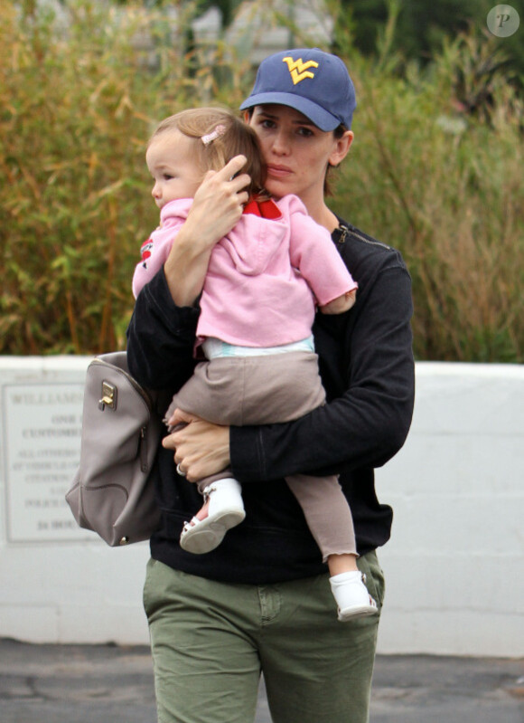 Jennifer GArner et sa fille Seraphina (8 juin 2010, Los Angeles)