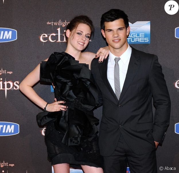 Kristen Stewart et Taylor Lautner lors de la première du film à Rome le 17 juin 2010