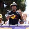 Les stars des Lakers ont célébré leur nouveau sacre en NBA à l'occasion d'une parade dans les rues de Los Angeles. Khloe Kardashian était présente avec son mari, l'ailier Lamar Odom.