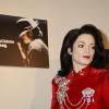 La statue de Michael Jackson remise à neuf a été dévoilée au musée Madame Tussauds de New York, mercredi 23 juin, à 48 heures du premier anniversaire de sa mort.