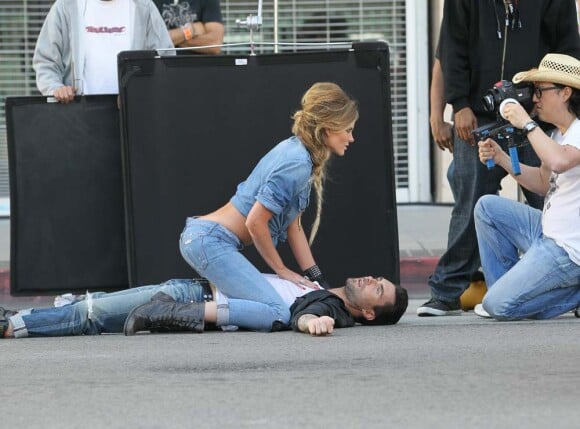 Adam Live et Anne Vyalitsyna sur le tournage du clip Misery, Los Angeles, le 15 mai 2010