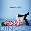Emmanuelle Seigner, avec son nouvel album Dingue, figure parmi les échecs commerciaux des ventes physiques de CDs au premier semestre 2010.