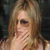Jennifer Aniston à l'aéroport d'Heathrow à Londres le 20 juillet 2010