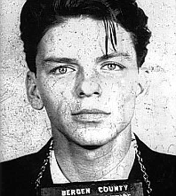 Frank Sinatra a été incarcéré en 1938 pour adultère, dans le New Jersey. 