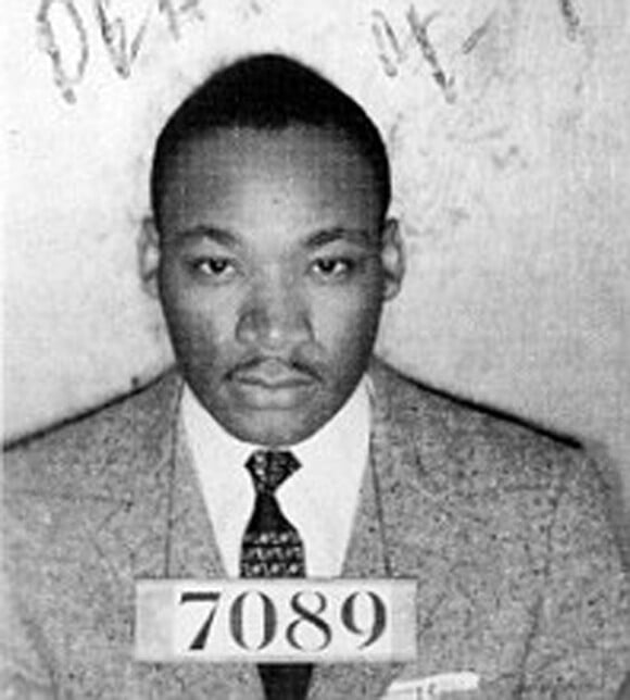 Martin Luther King a été incarcéré en 1956 pour avoir organisé un boycott illégalement. 
